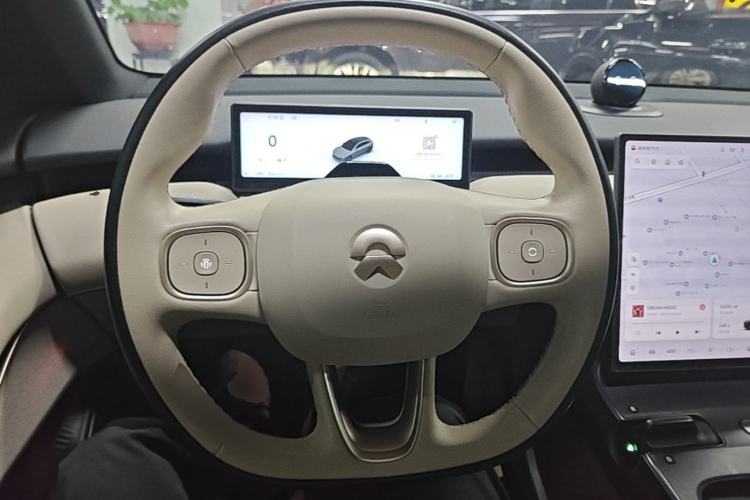 Used Nio ET5T 2024 75kWh Touring Steering Wheel