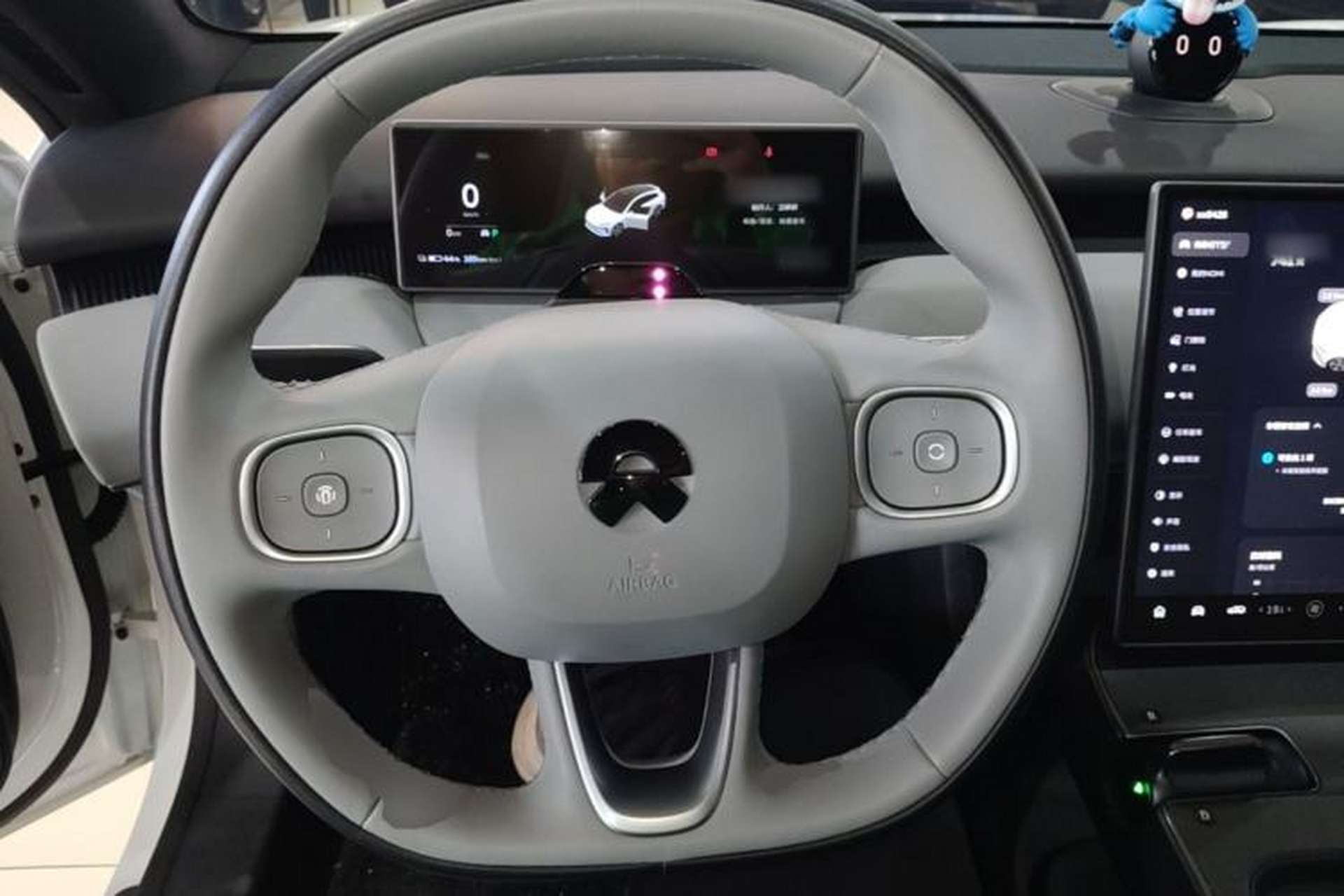 Used Nio ET5T 2024 75kWh Touring Steering Wheel