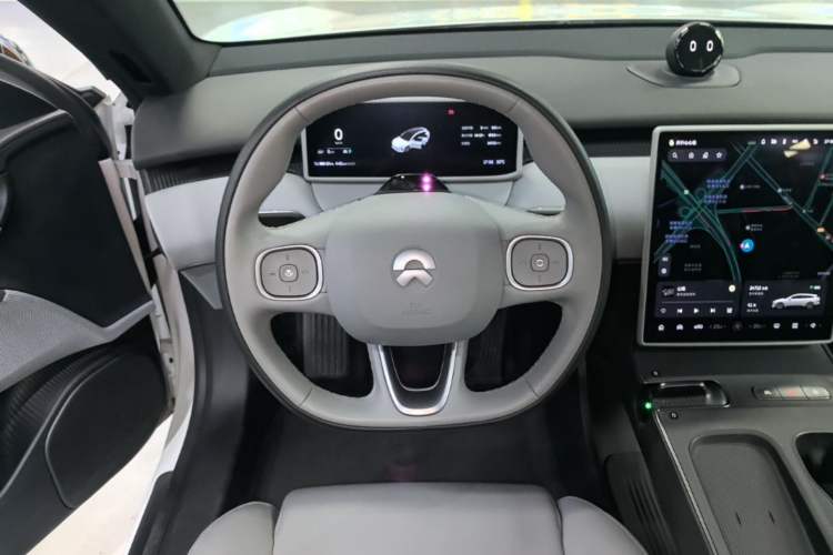Used Nio ET5T 2024 75kWh Touring Steering Wheel