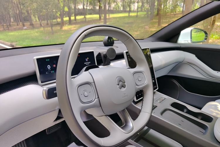 Used Nio ET5T 2024 75kWh Touring Steering Wheel