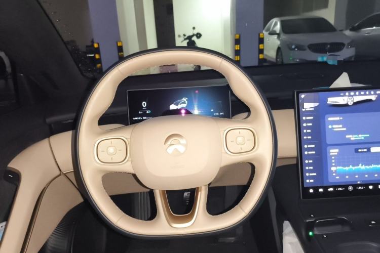 Used Nio ET5T 2024 75kWh Touring Steering Wheel