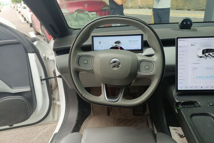 Used Nio ET5T 2024 75kWh Touring Steering Wheel