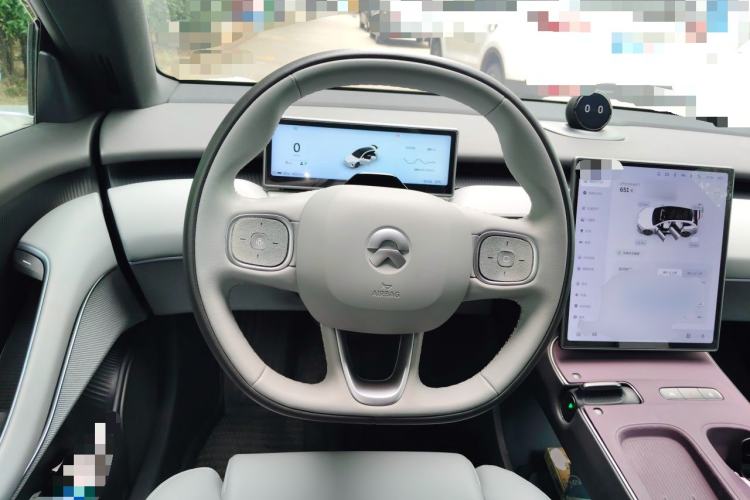 Used Nio ET5T 2024 75kWh Touring Steering Wheel