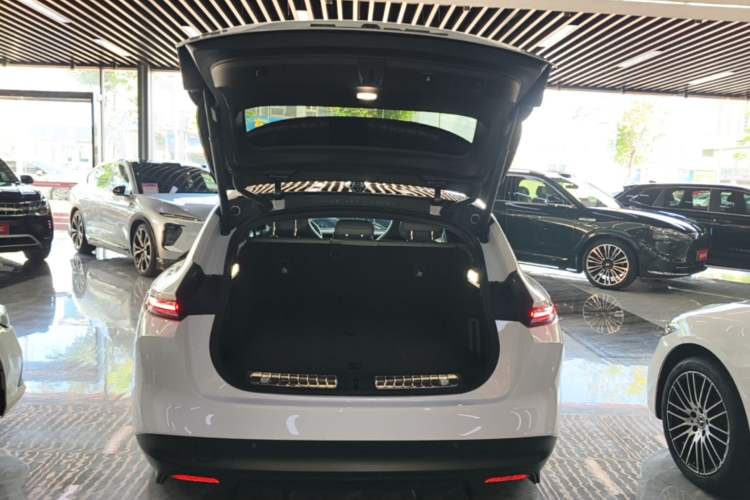 Used Nio ET5T 2024 75kWh Touring Trunk