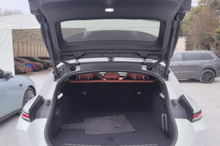 Used Nio ET5T 2024 75kWh Touring Trunk