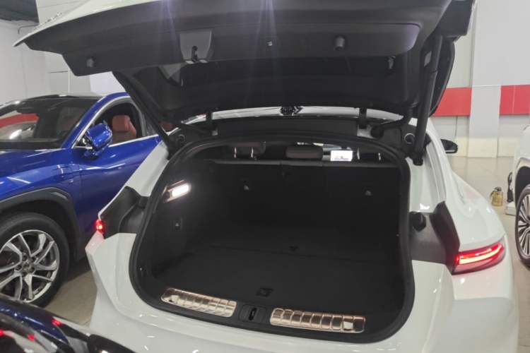 Used Nio ET5T 2024 75kWh Touring Trunk