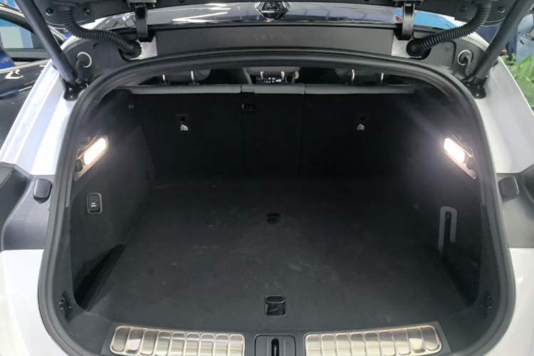 Used Nio ET5T 2024 75kWh Touring Trunk