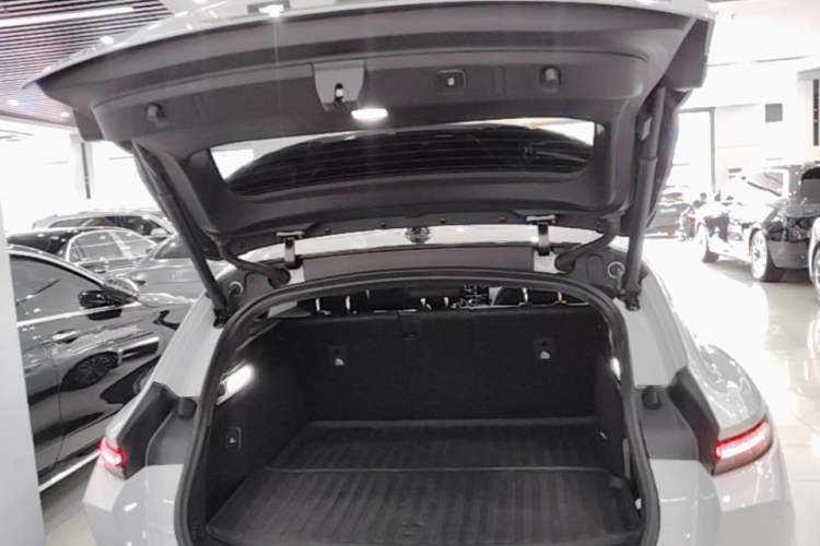 Used Nio ET5T 2024 100kWh Touring Trunk