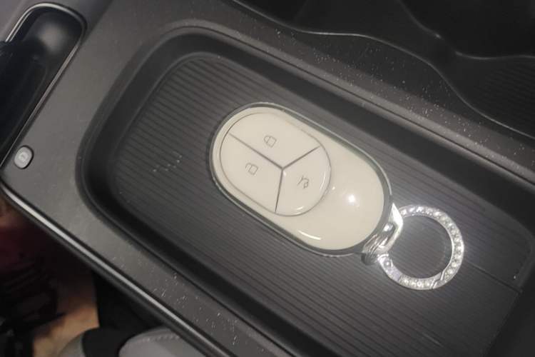 Used Nio ET5T 2024 75kWh Touring Vehicle Key