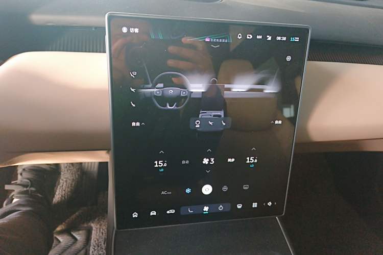 Used Nio ET5T 2024 75kWh Touring Audio And AC Panel