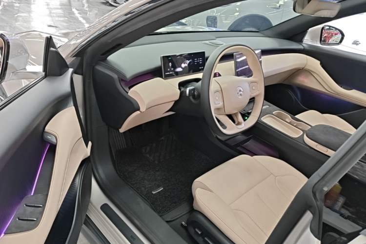 Used Nio ET5T 2024 75kWh Touring Driver Seat