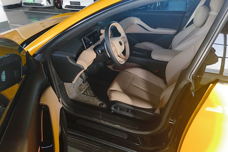 Used Nio ET5T 2024 75kWh Touring Driver Seat