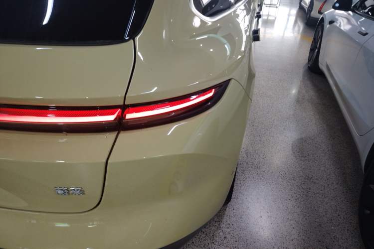 Used Nio ET5T 2024 75kWh Touring Exterior 1