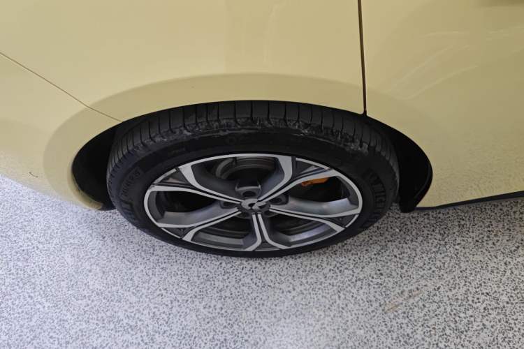 Used Nio ET5T 2024 75kWh Touring Exterior 3
