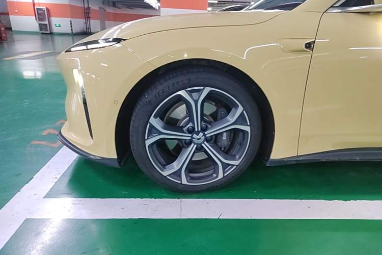 Used Nio ET5T 2024 75kWh Touring Exterior 4
