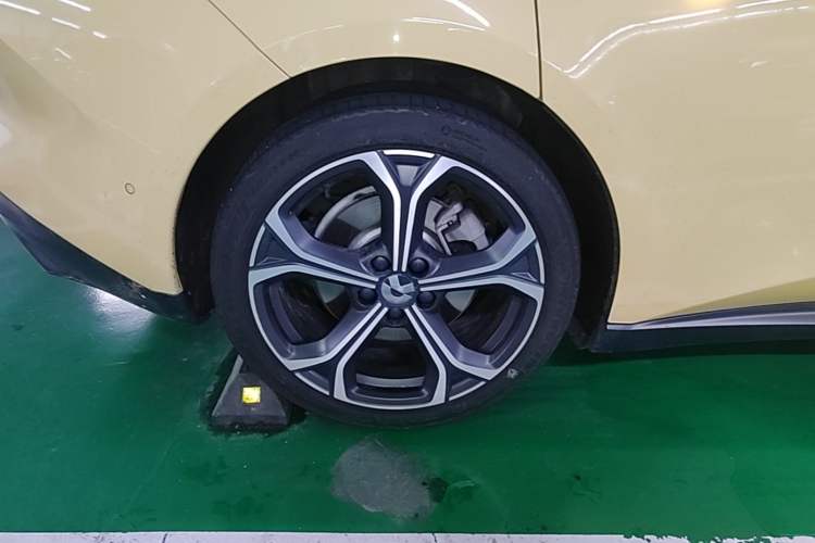 Used Nio ET5T 2024 75kWh Touring Exterior 5