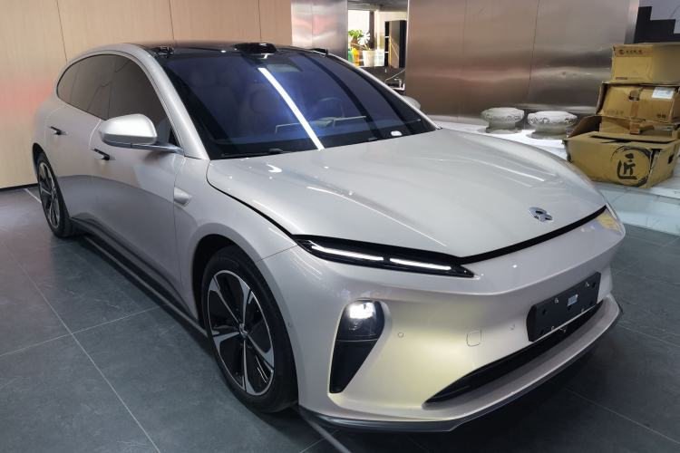 Used Nio ET5T 2024 75kWh Touring Front Right 45 Deg