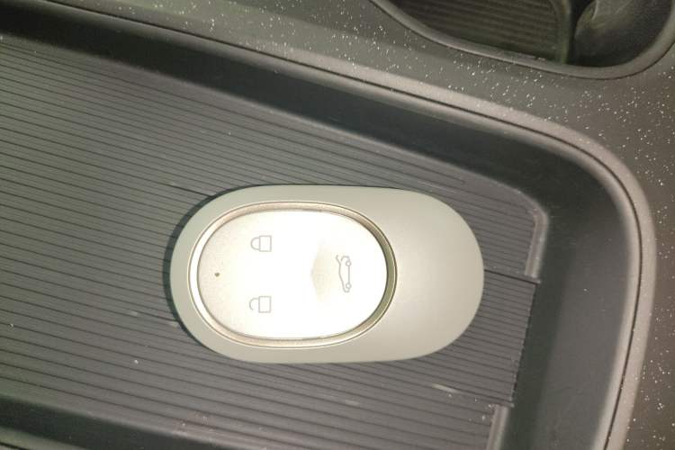 Used Nio ET5T 2024 75kWh Touring Interior 1