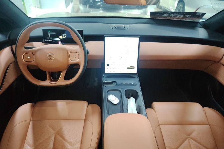 Used Nio ET5T 2024 75kWh Touring Interior 2