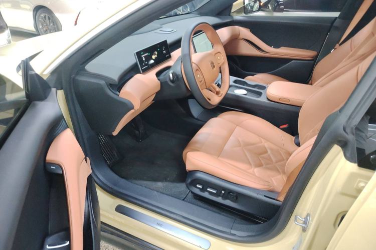 Used Nio ET5T 2024 75kWh Touring Interior 3