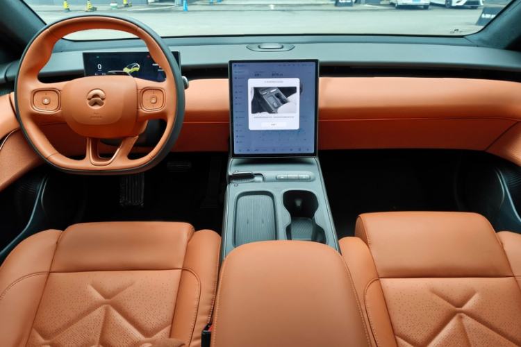 Used Nio ET5T 2024 75kWh Touring Interior 3