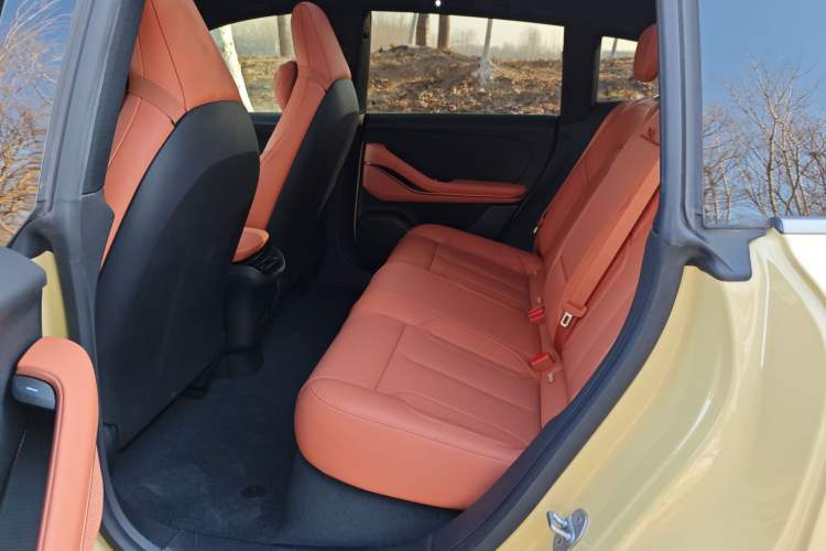 Used Nio ET5T 2024 75kWh Touring Interior 3