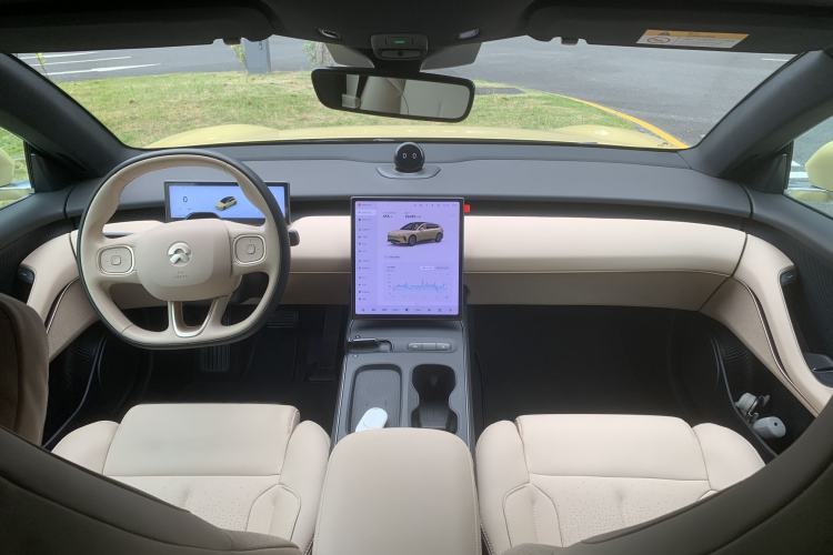 Used Nio ET5T 2024 75kWh Touring Interior 4