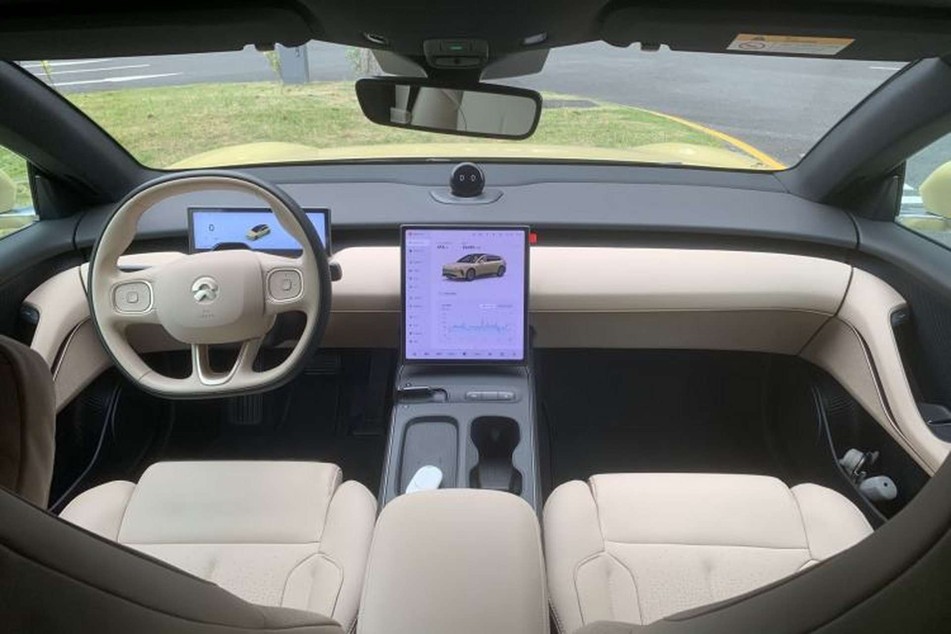Used Nio ET5T 2024 75kWh Touring Interior 4
