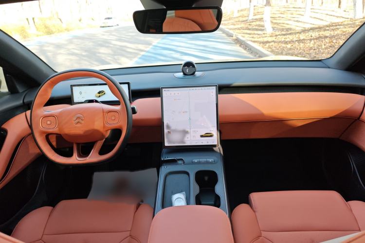 Used Nio ET5T 2024 75kWh Touring Interior 5