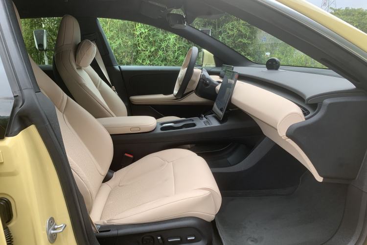 Used Nio ET5T 2024 75kWh Touring Interior 6