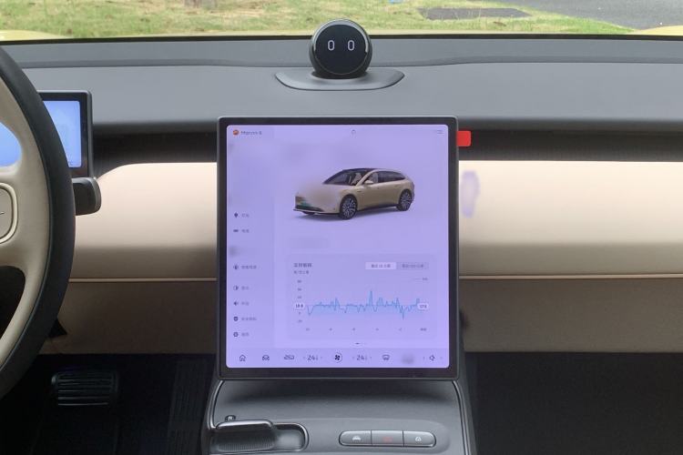 Used Nio ET5T 2024 75kWh Touring Interior 9