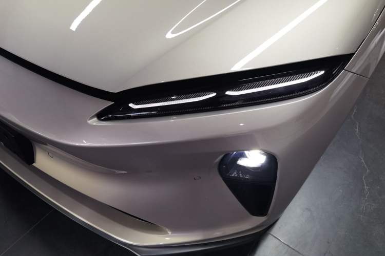 Used Nio ET5T 2024 75kWh Touring Left Front Headlight