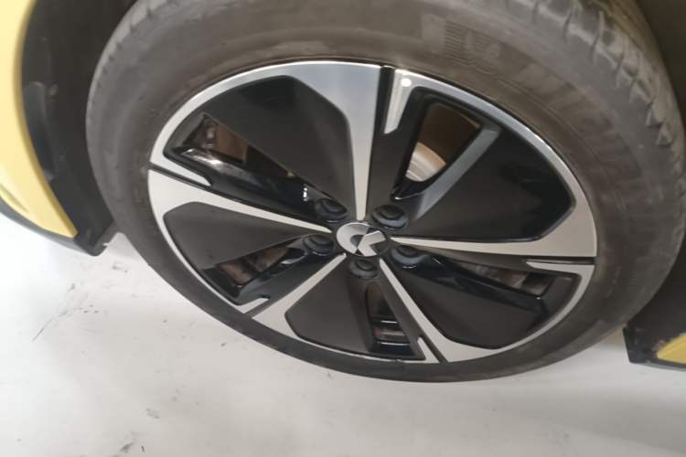 Used Nio ET5T 2024 75kWh Touring Left Front Wheel Hub