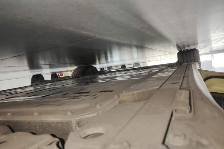 Used Nio ET5T 2024 75kWh Touring Left Side Sill
