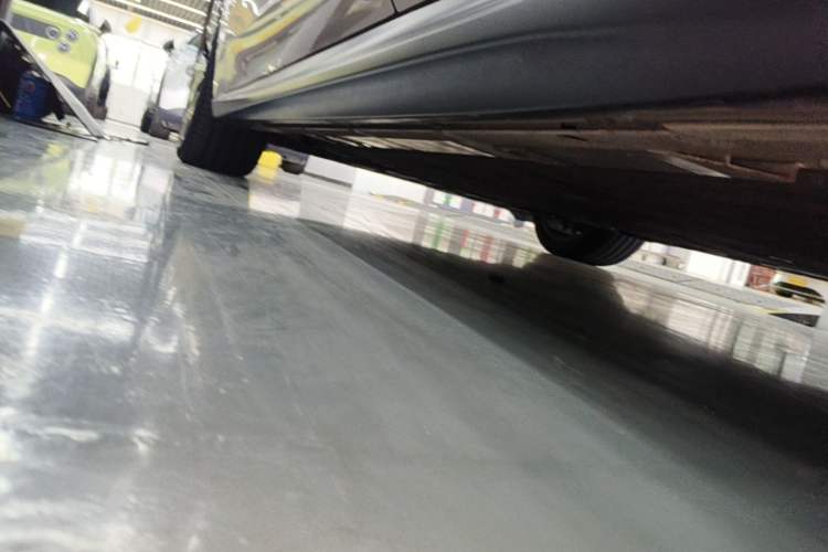 Used Nio ET5T 2024 75kWh Touring Left Side Sill