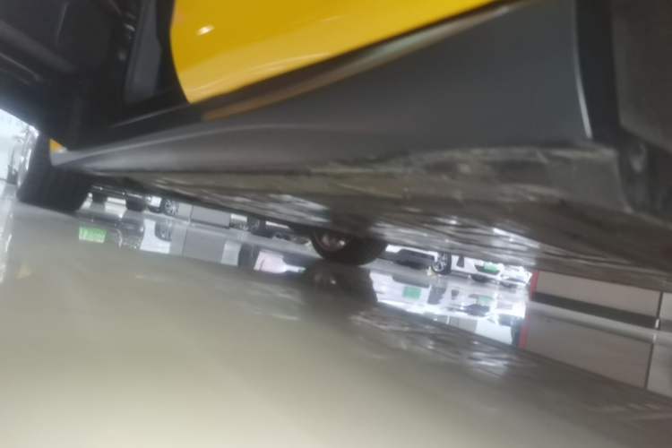 Used Nio ET5T 2024 75kWh Touring Left Side Sill