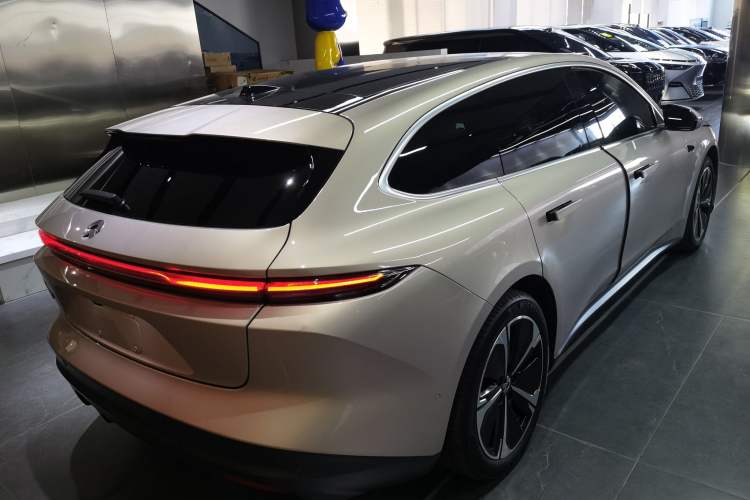 Used Nio ET5T 2024 75kWh Touring Rear Right 45 Deg