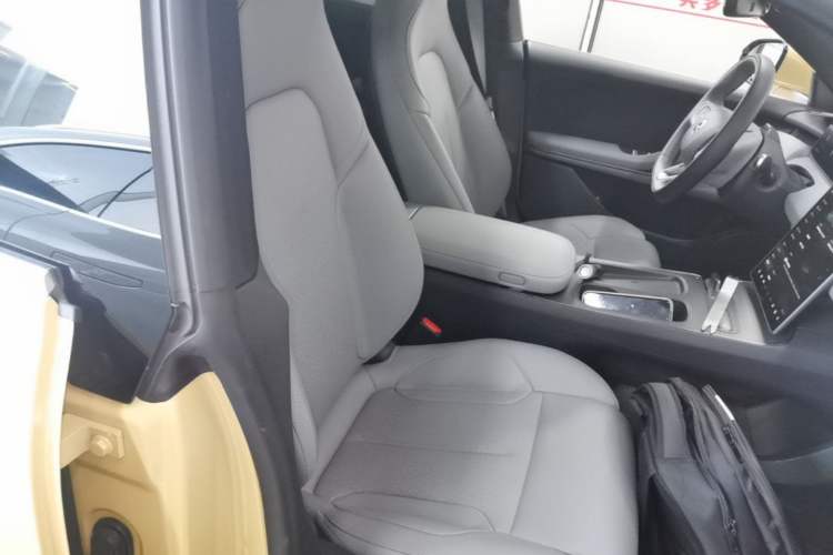 Used Nio ET5T 2024 75kWh Touring Right Front Seat