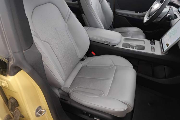 Used Nio ET5T 2024 75kWh Touring Right Front Seat