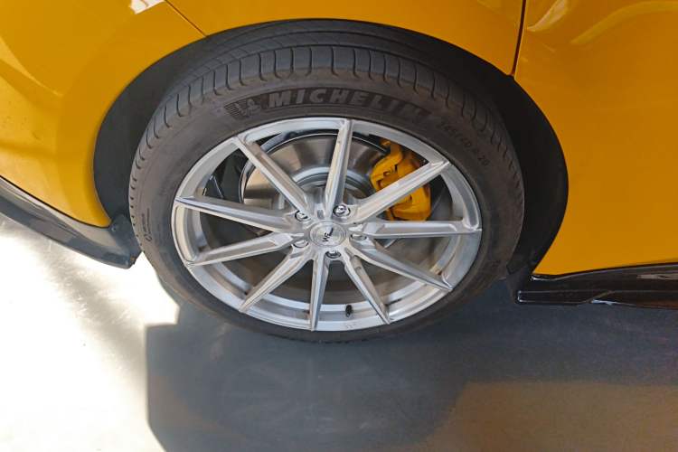 Used Nio ET5T 2024 75kWh Touring Right Rear Wheel Hub