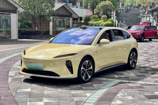 Ojetý Nio ET5T 2024 75kWh Touring