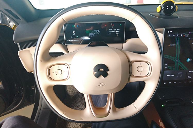 Used Nio ET5T 2024 75kWh Touring Steering Wheel