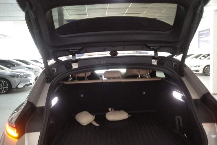 Used Nio ET5T 2024 75kWh Touring Trunk