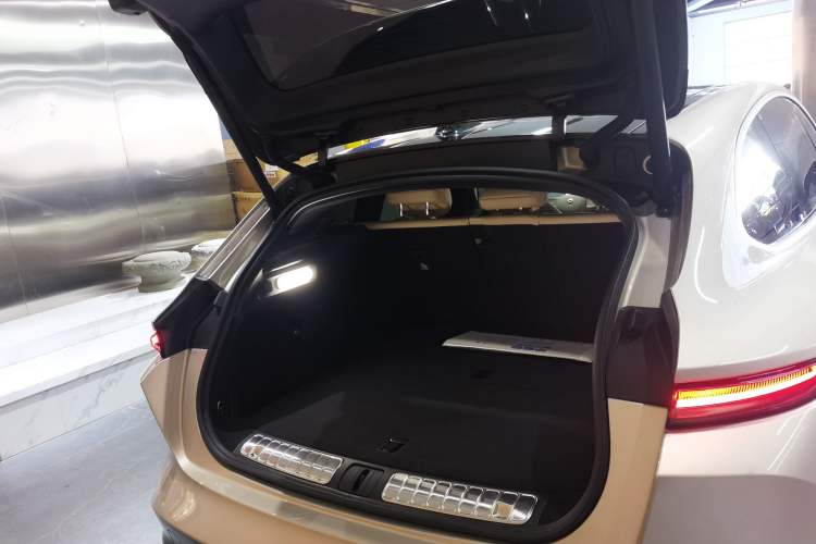 Used Nio ET5T 2024 75kWh Touring Trunk