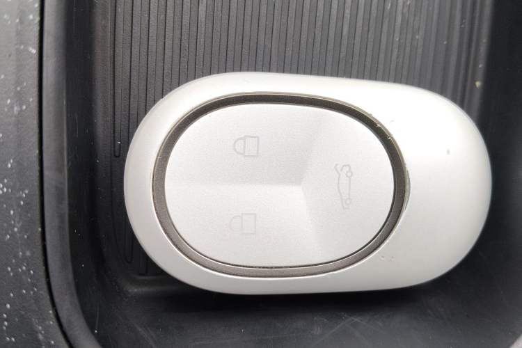 Used Nio ET5T 2024 75kWh Touring Vehicle Key