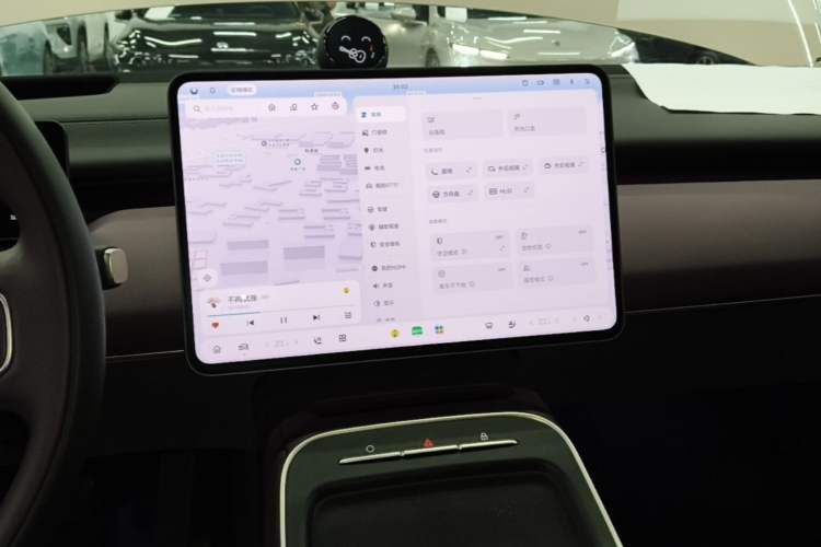 Used Nio ET5T 2025 75 kWh Touring Audio And AC Panel