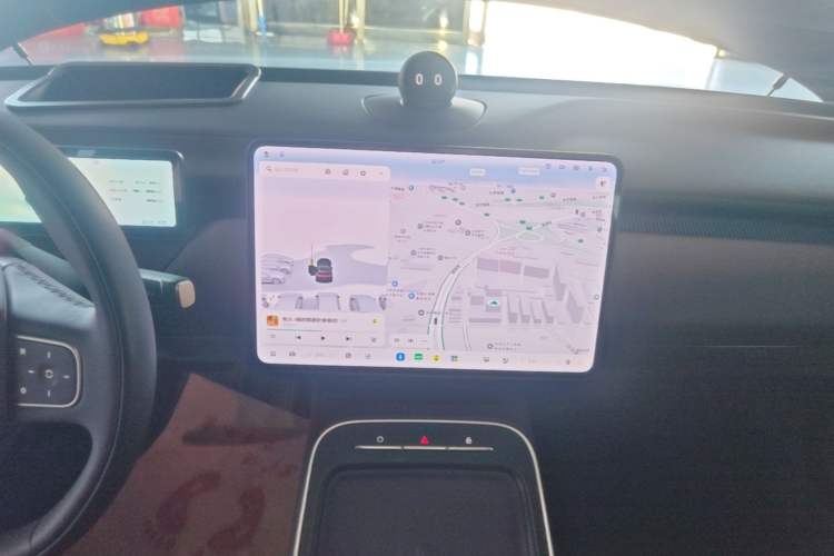 Used Nio ET5T 2025 75 kWh Touring Audio And AC Panel