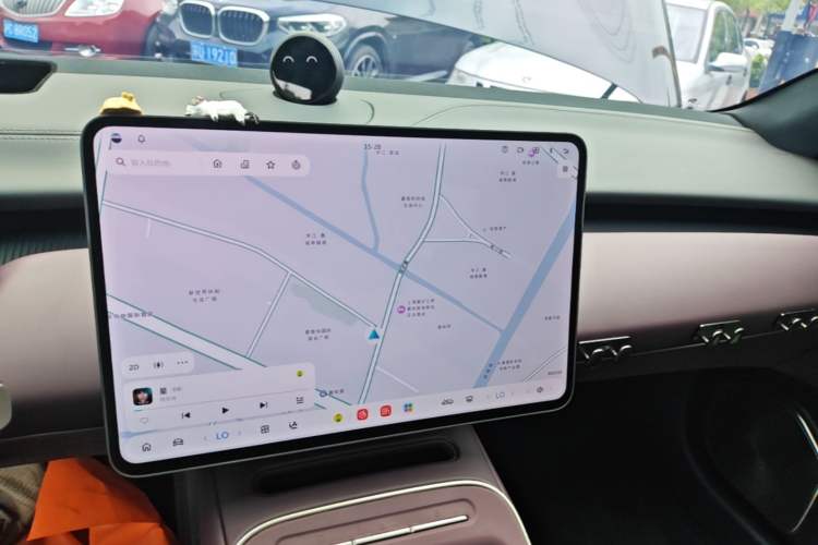 Used Nio ET5T 2025 75 kWh Touring Audio And AC Panel