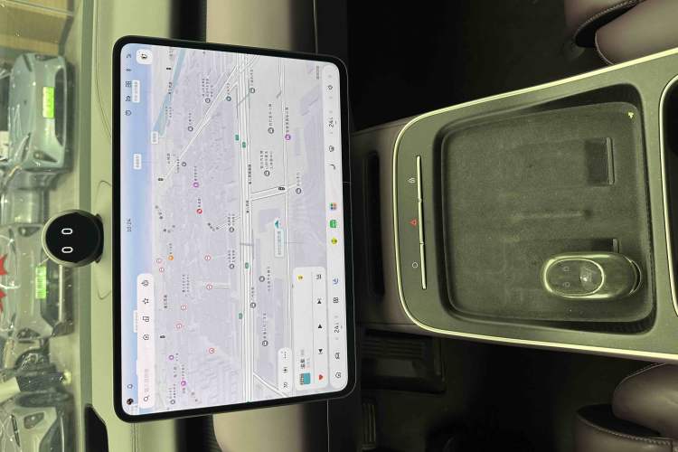 Used Nio ET5T 2025 75 kWh Touring Audio And AC Panel