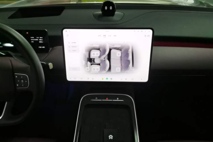 Used Nio ET5T 2025 75 kWh Touring Audio And AC Panel
